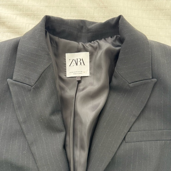 Zara Pinstripe Blazer - Picture 4 of 5